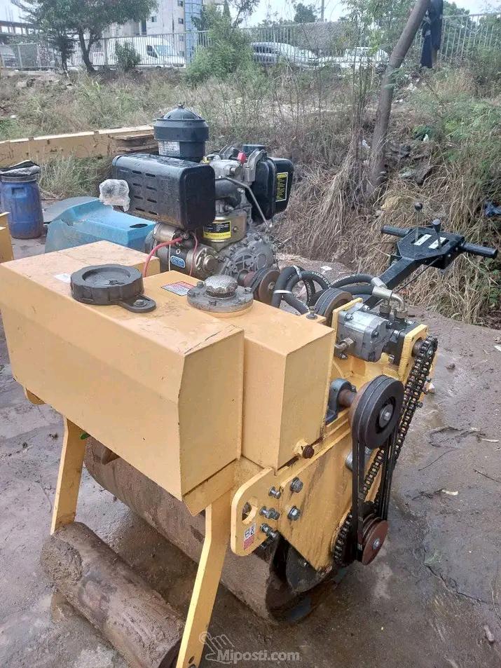 Roller compacter Rental