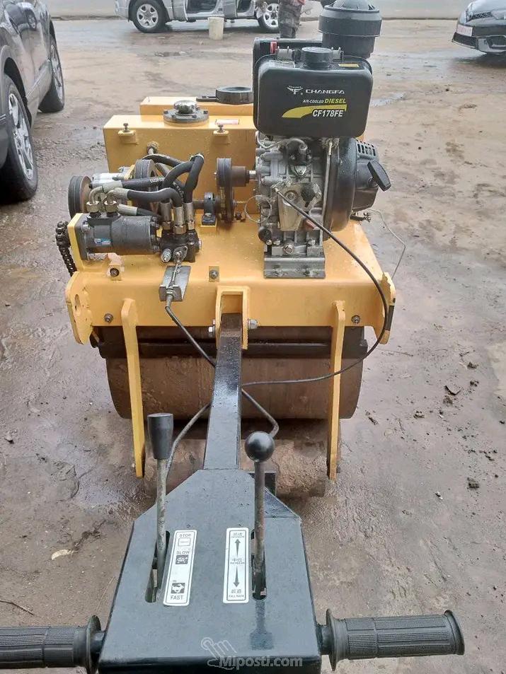 Roller compacter Rental