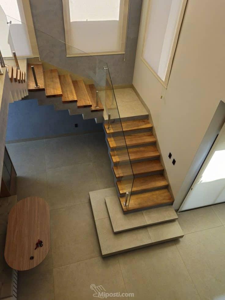 Ultra Modern Floating Stairs