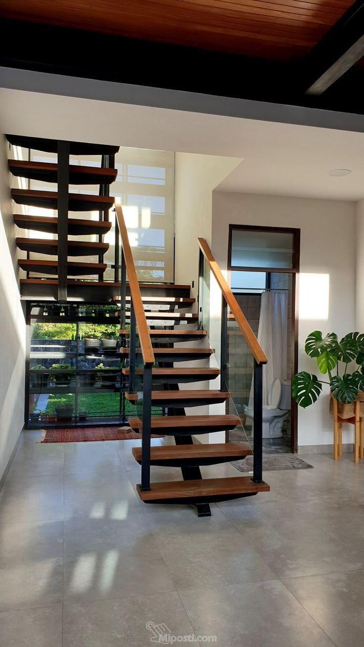 Custom Staircase Fabrication