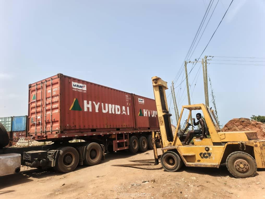Reduce to clear 20ft empty dry containers available for sales