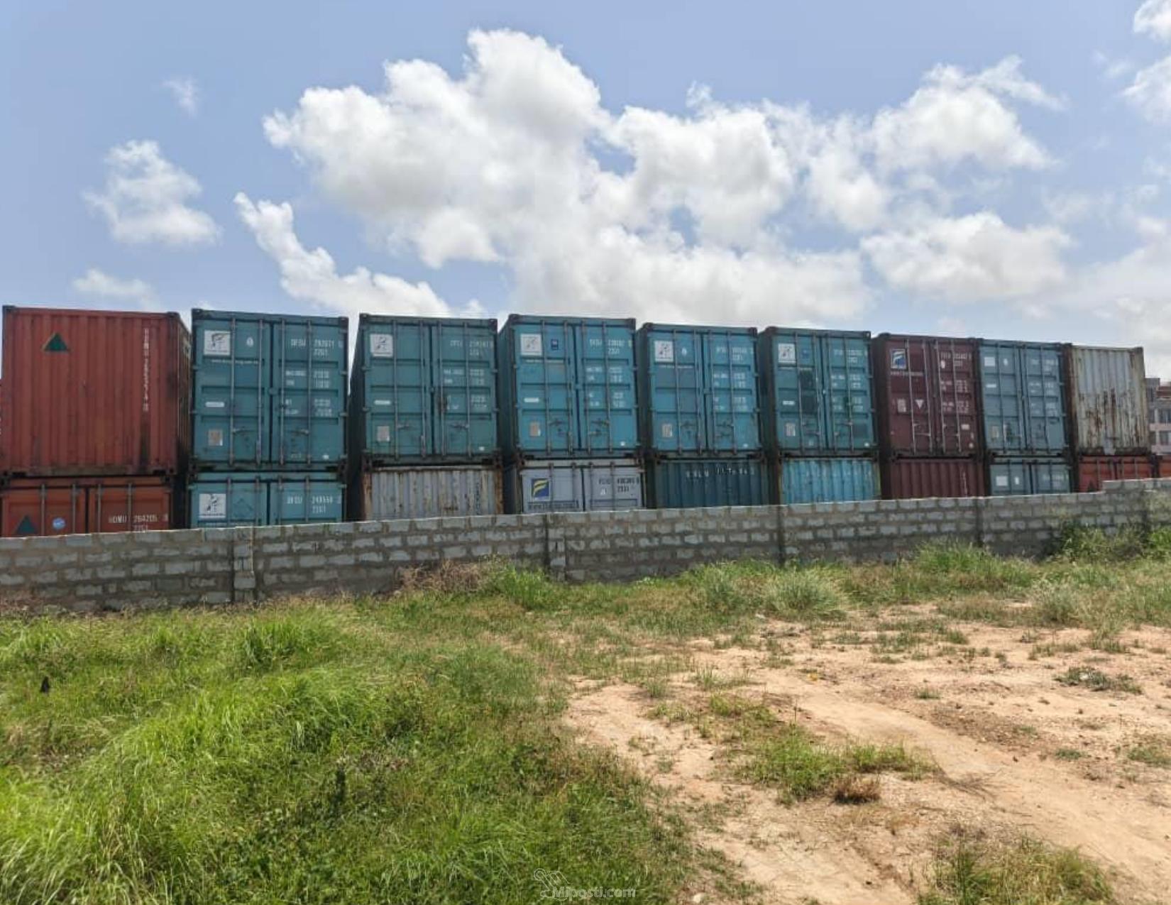 Reduce to clear 20ft empty dry containers available for sales